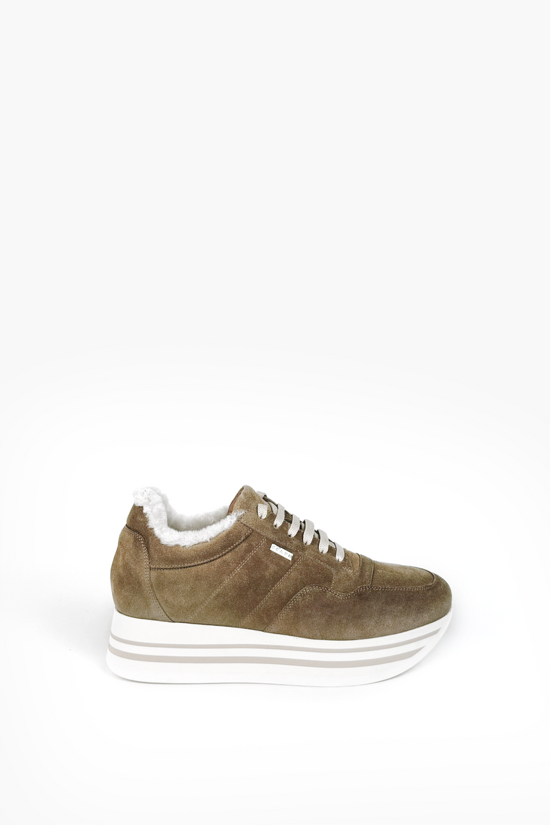 Suede sneakers taupe